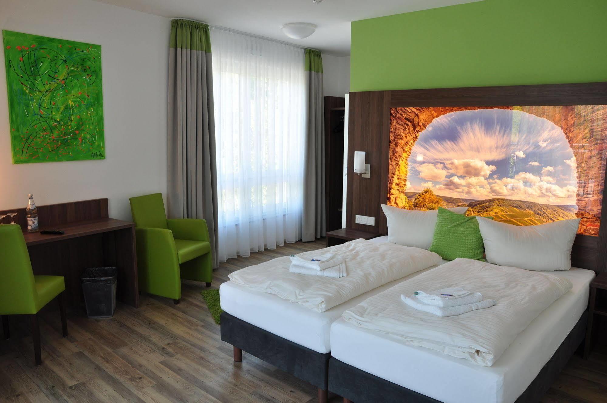 Schroeders Wein-Style-Hotel Трир Экстерьер фото